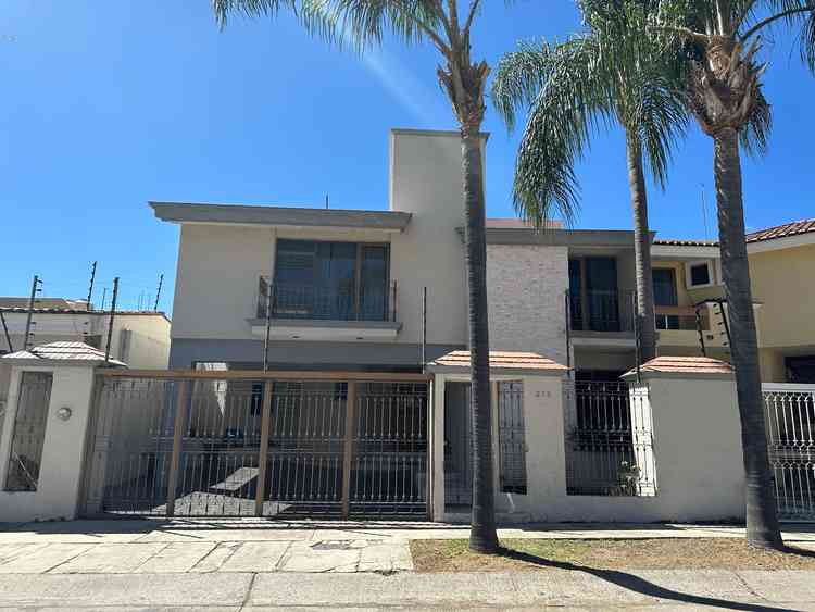 casa en venta paseo de las margaritas ciudad bugambilia zapopan jalisco pCBH3dl